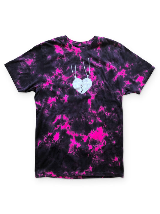 Gavin Magnus Merch - Hearts on a Pendant Tee Pink Dye
